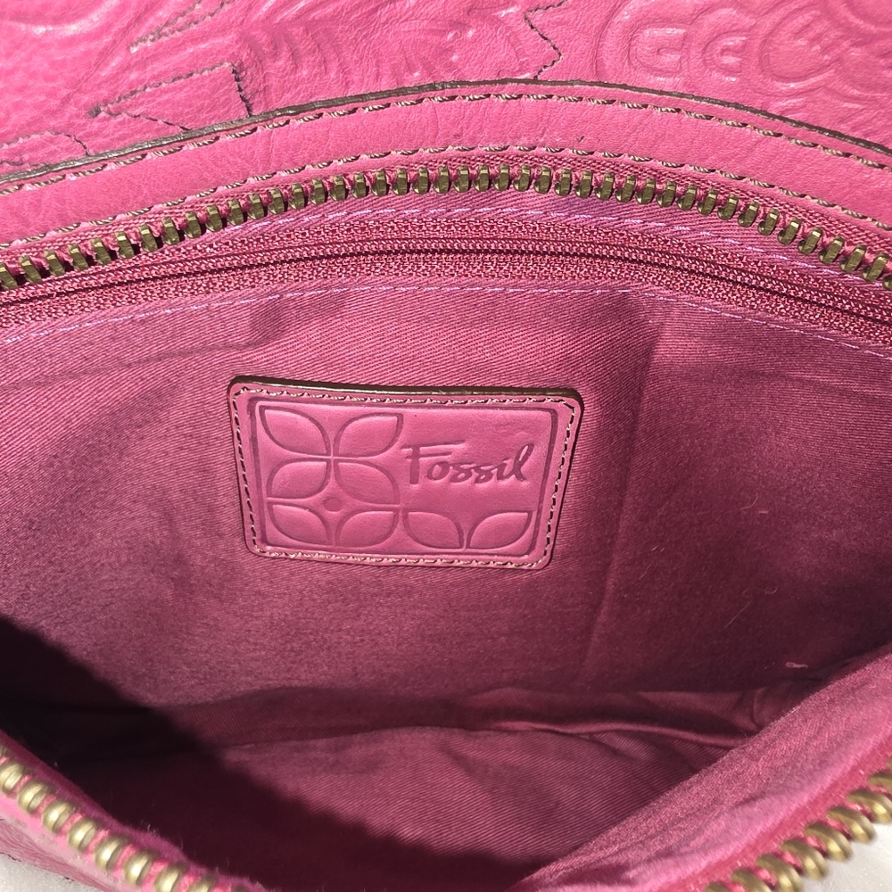 Fossil Pink Floral Embossed Crossbody Bag - Picture 6 of 8